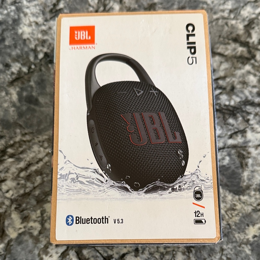 JBL Clip 5 Portable Bluetooth Speaker in Black